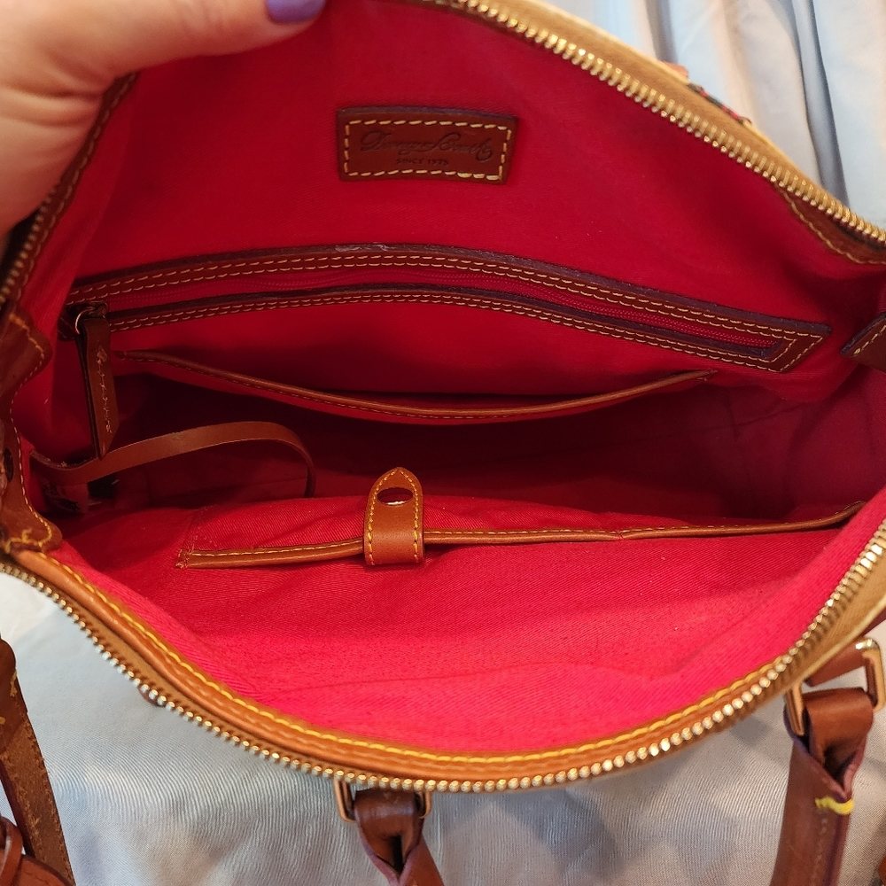 2011 Dooney & Bourke satchel, Inaugural Voyages design for the Disney Dream - Picture 6 of 9